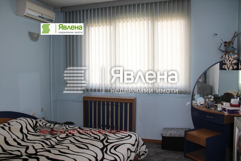 Продава 3-СТАЕН, гр. София, Света Троица, снимка 11 - Aпартаменти - 48217079