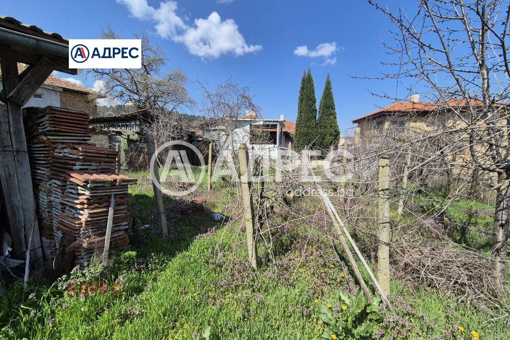 Продава КЪЩА, гр. Белослав, област Варна, снимка 8 - Къщи - 54643796