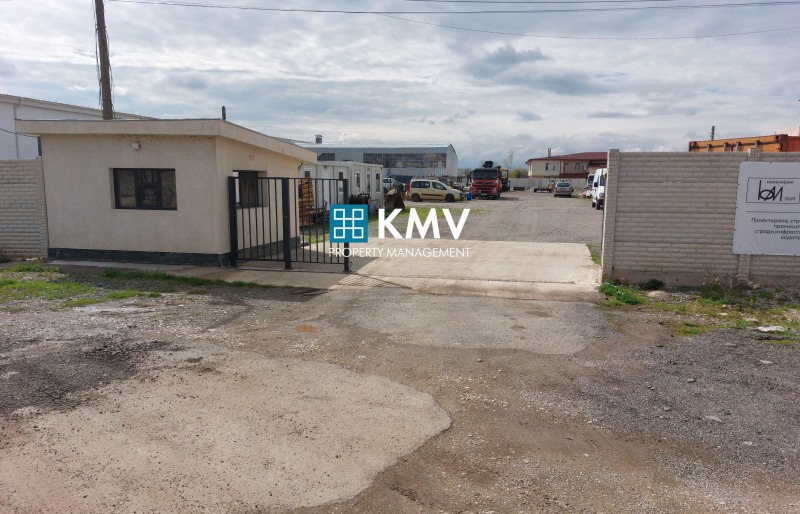 Продава СКЛАД в област София, гр. Костинброд - 2200 кв.м / 350 000 € » 684 540.50 лв., КМВ ПРОПЪРТИ МЕНИДЖМЪНТ ЕООД