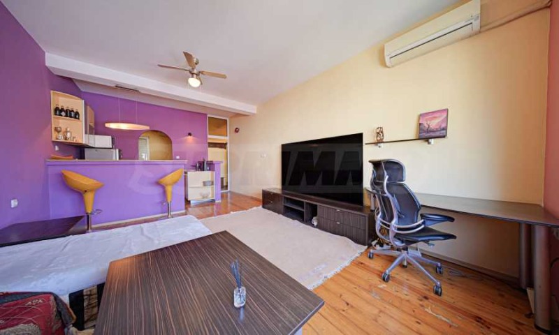 Продава  3-стаен, град София, Център •  200 000 EUR • ID 20629071 — holmes.bg - [1] 