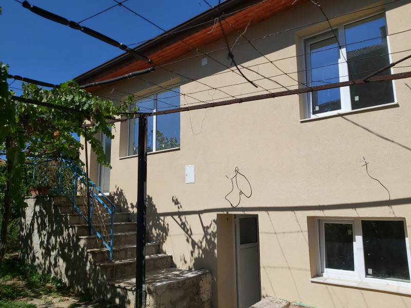 Продава КЪЩА, с. Анево, област Пловдив, снимка 6 - Къщи - 39465140