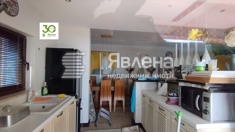 Продава КЪЩА, гр. Балчик, област Добрич, снимка 15 - Къщи - 48985416