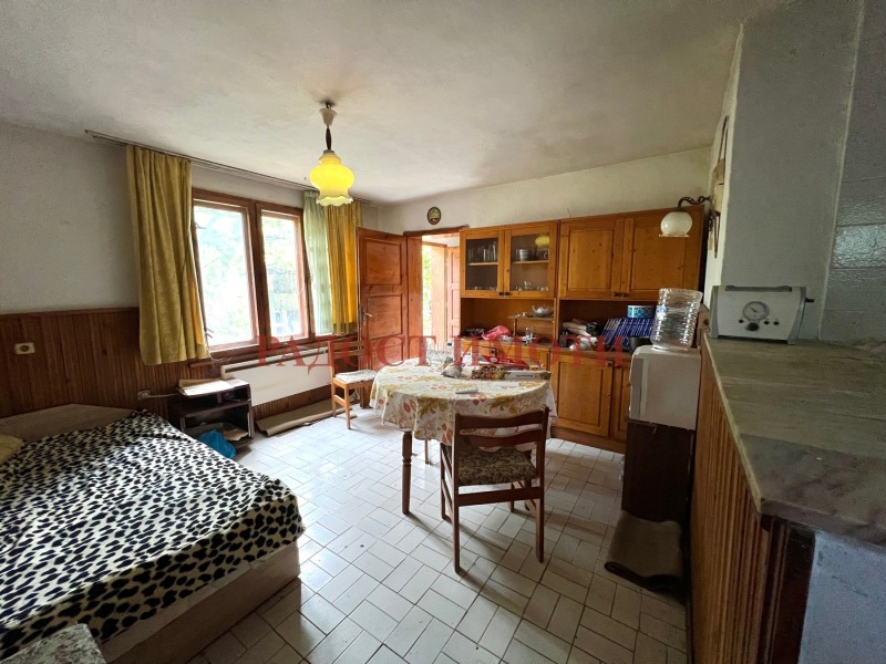 Продава  Къща област Пловдив , гр. Първомай , 236 кв.м | 57970628 - изображение [7]