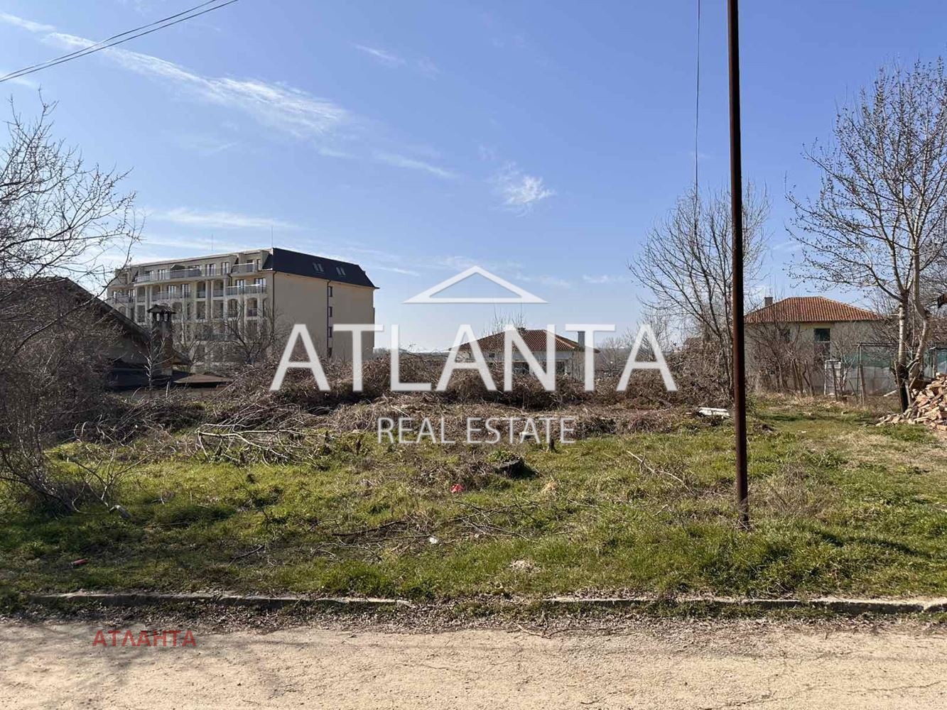 Продава ПАРЦЕЛ, с. Шкорпиловци, област Варна