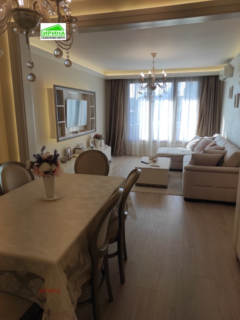 Продава  2-стаен град Варна , Център , 75 кв.м | 45092967