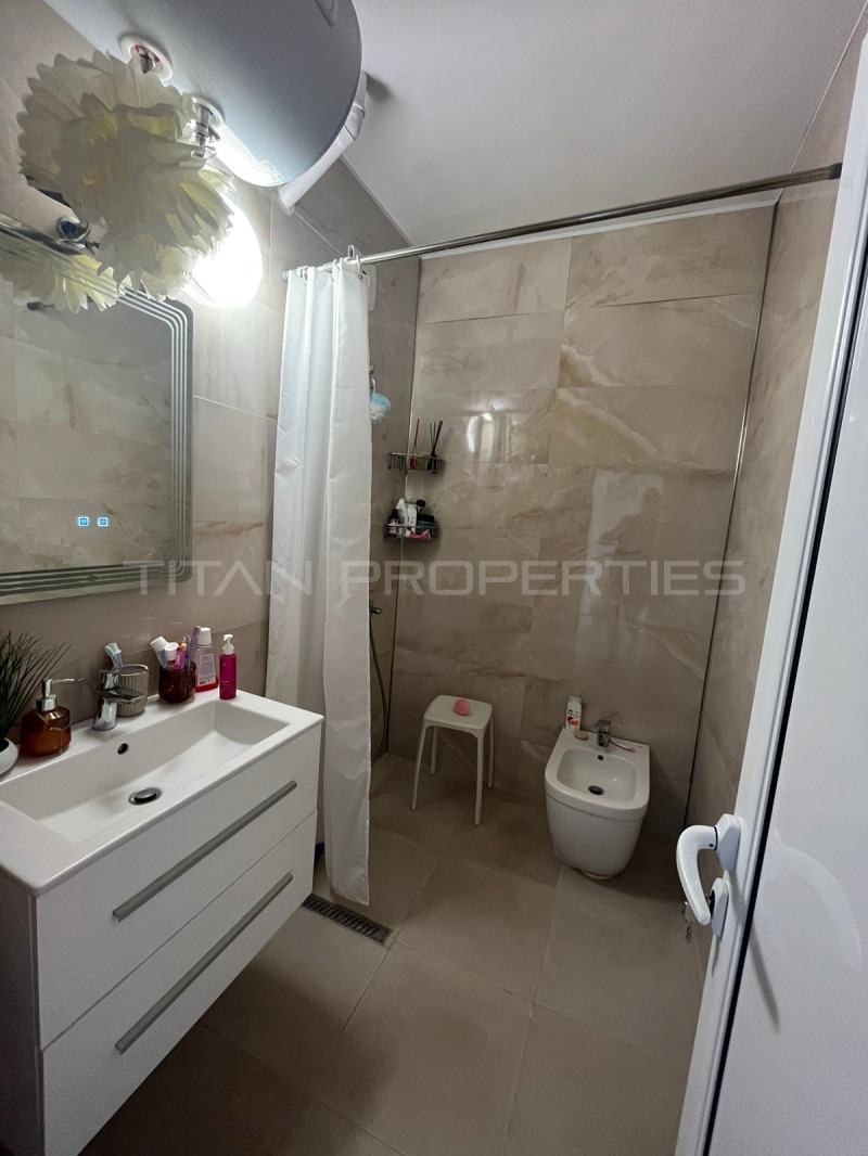 For Sale  3 bedroom Plovdiv , Mladezhki Halm , 122 sq.m | 12299266 - image [11]