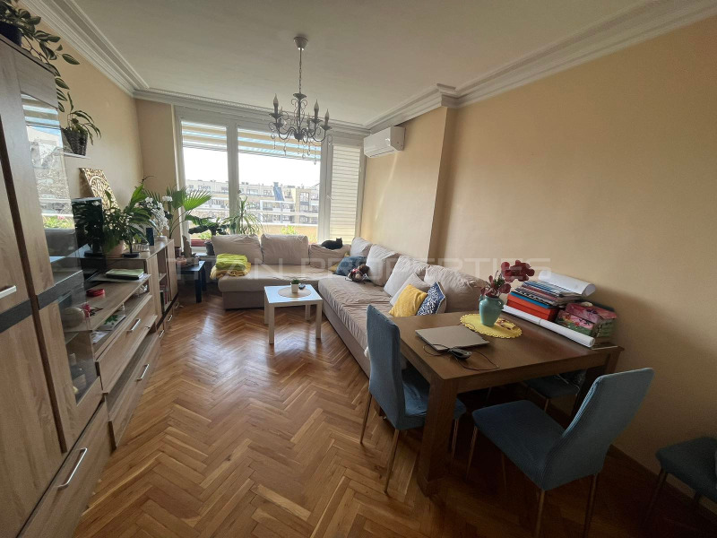 In vendita  3 camere da letto Plovdiv , Mladegki Halm , 122 mq | 12299266 - Immagine [2]