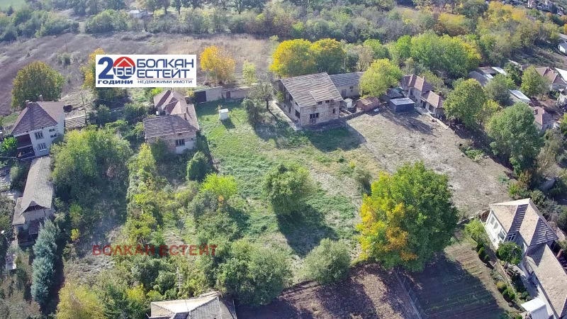 Продава КЪЩА, с. Поликраище, област Велико Търново, снимка 2 - Къщи - 50779999