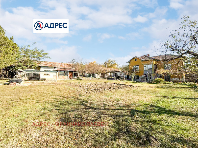 Продава КЪЩА, с. Бръшляница, област Плевен, снимка 3 - Къщи - 52599989