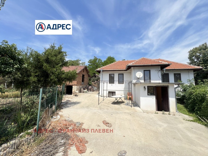 Продава КЪЩА, с. Пелишат, област Плевен