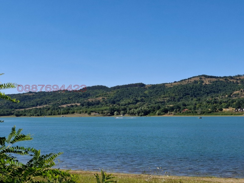 Продава ПАРЦЕЛ, яз. Сопот, област Ловеч