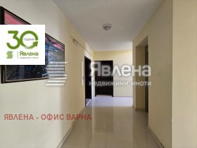 3-стаен град Варна, Бриз 4