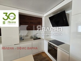 3-стаен град Варна, Бриз 1