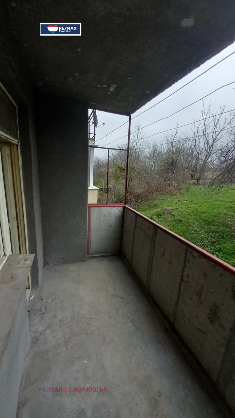 Продава 2-СТАЕН, гр. Разград, Житница, снимка 3 - Апартаменти - 52752550