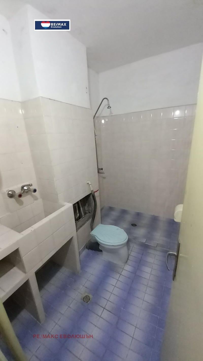 Продава 2-СТАЕН, гр. Разград, Житница, снимка 2 - Апартаменти - 52752550