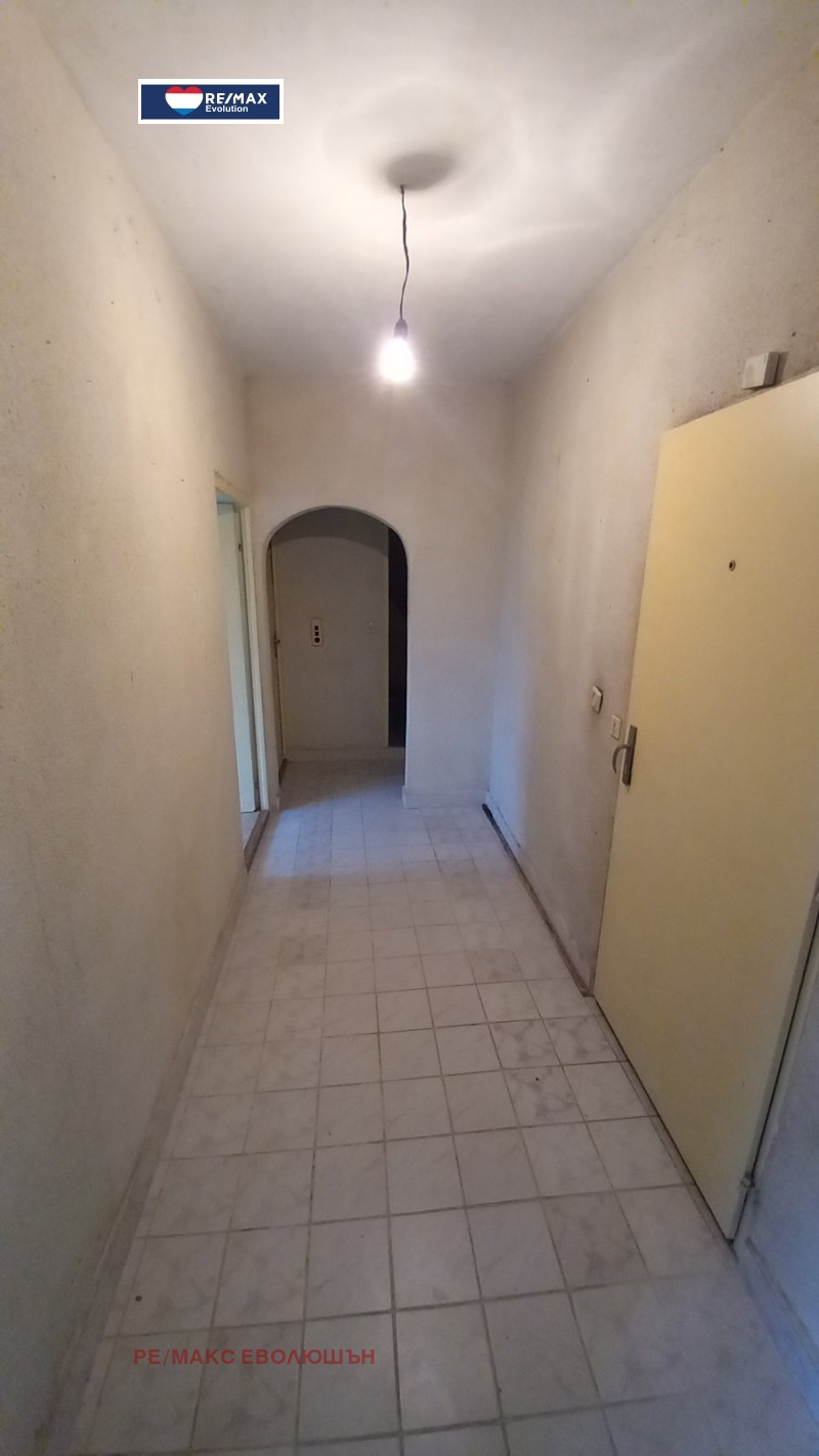 Продава 2-СТАЕН, гр. Разград, Житница, снимка 6 - Апартаменти - 52752550