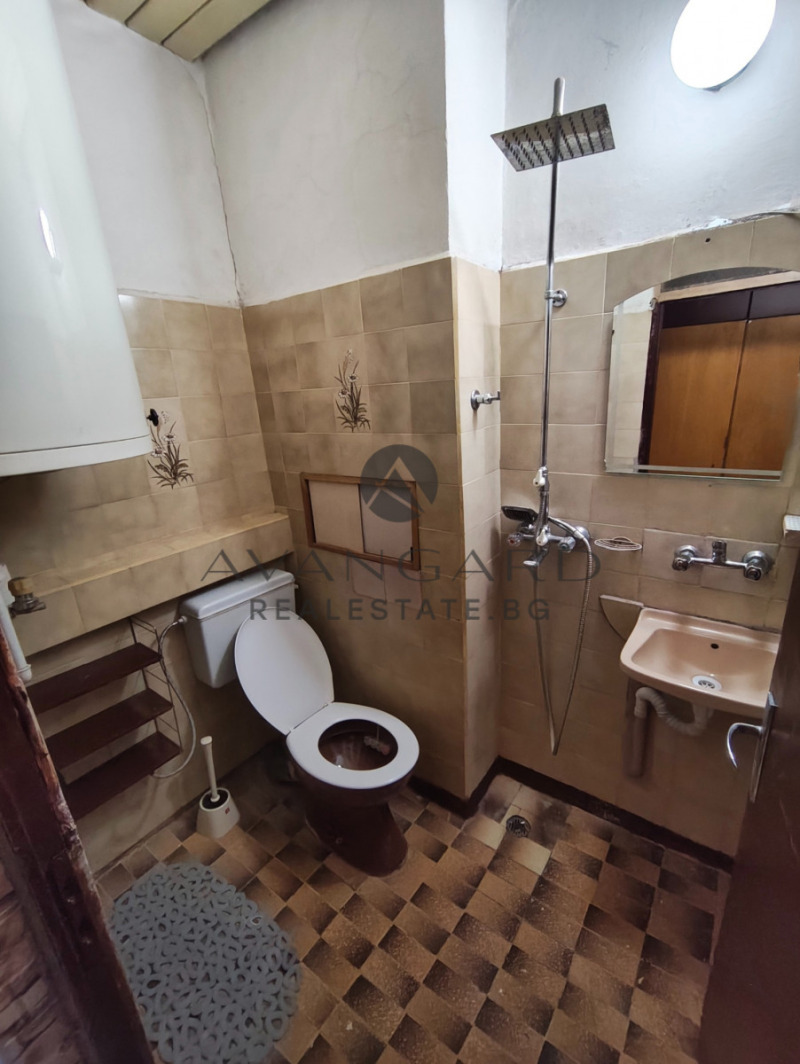 Zu verkaufen  2 Schlafzimmer Plowdiw , Kjutschuk Parisch , 64 qm | 83013669 - Bild [8]