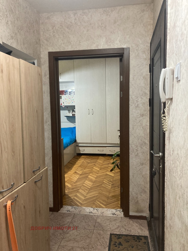 Продава 3-СТАЕН, гр. Добрич, Център, снимка 6 - Апартаменти - 53135641