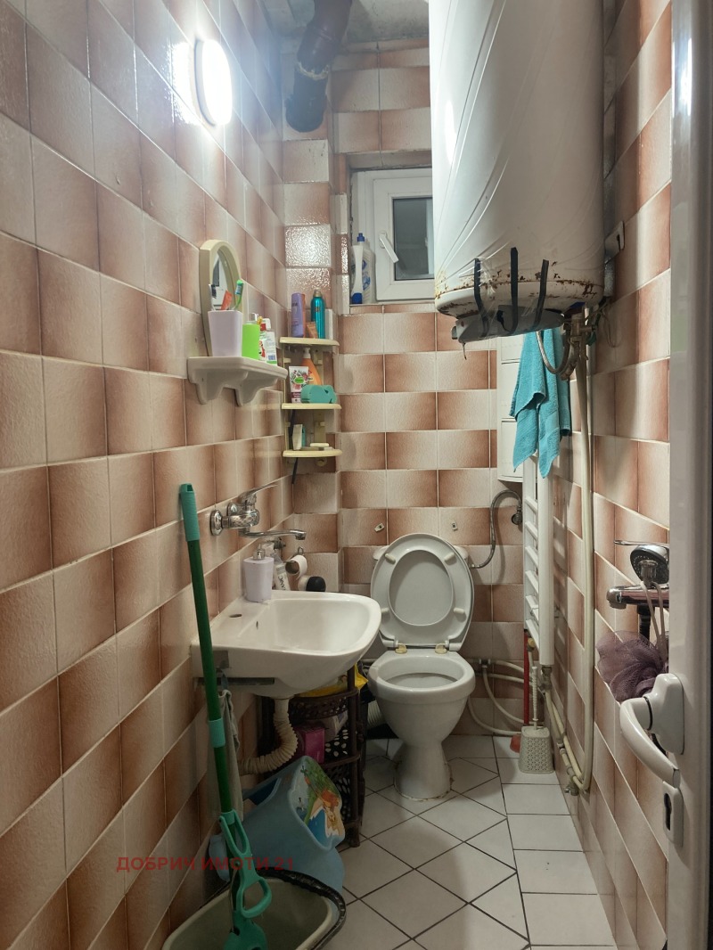 Продава 3-СТАЕН, гр. Добрич, Център, снимка 10 - Апартаменти - 53135641