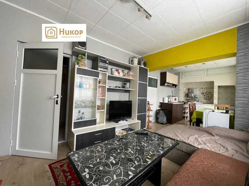 Продава 3-СТАЕН, гр. Раднево, област Стара Загора, снимка 3 - Апартаменти - 53340713