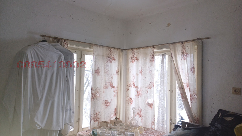 Продава КЪЩА, с. Войника, област Ямбол, снимка 8 - Къщи - 52782305