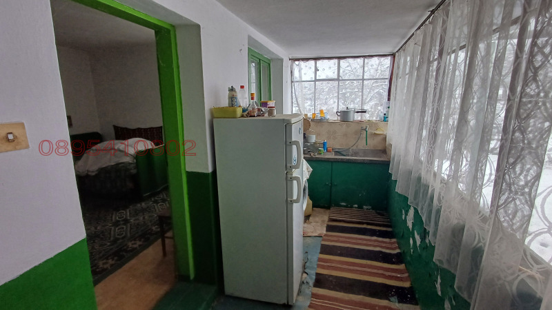 Продава КЪЩА, с. Войника, област Ямбол, снимка 4 - Къщи - 52782305