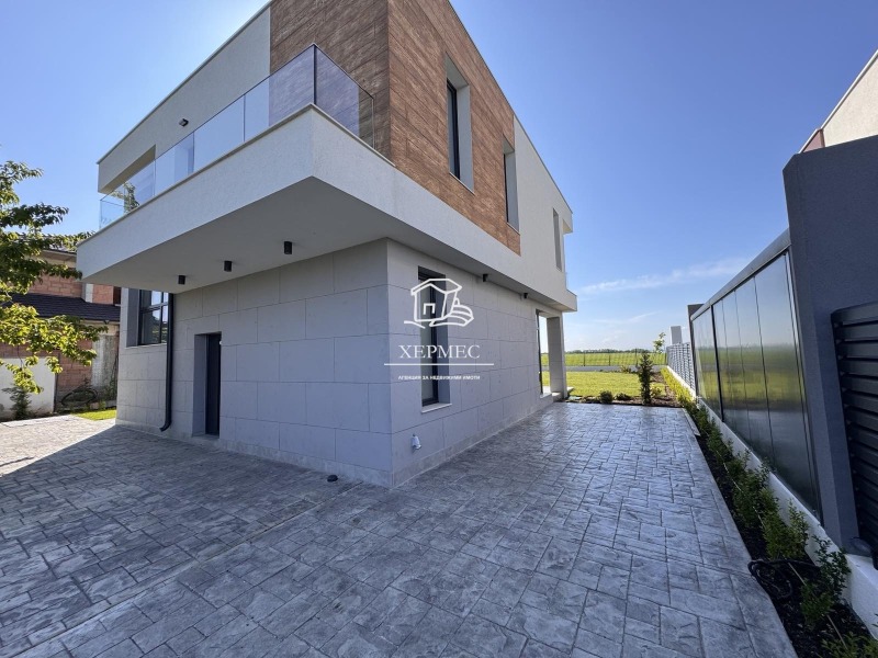 Продава  Къща град Бургас , Сарафово , 196 кв.м | 64451612 - изображение [2]
