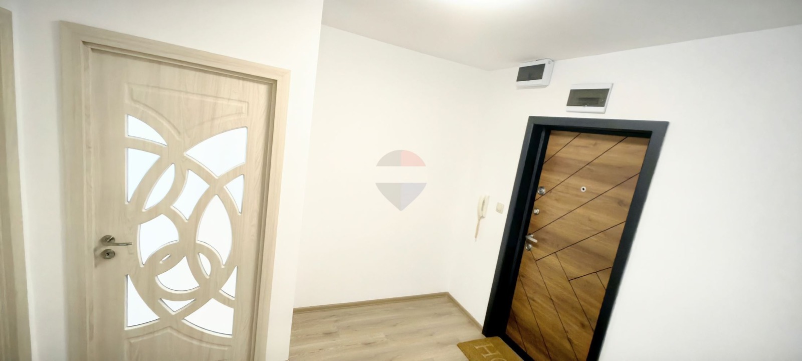 Продава 3-СТАЕН, гр. Варна, Гранд Мол, снимка 16 - Апартаменти - 55101237