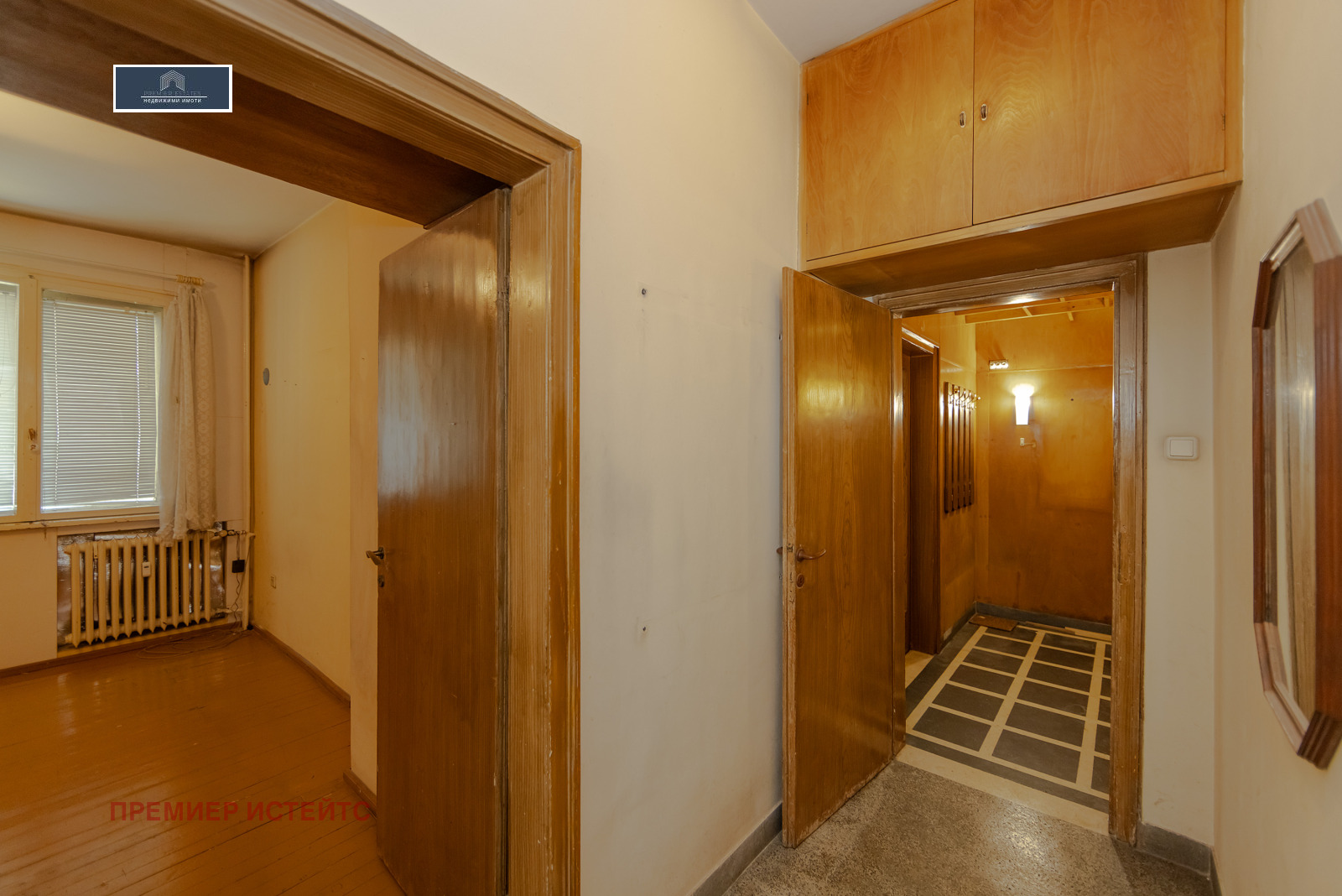 Продава 3-СТАЕН, гр. София, Център, снимка 2 - Апартаменти - 56220720