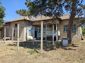 House Dolna Oryahovitsa, region Veliko Tarnovo 1