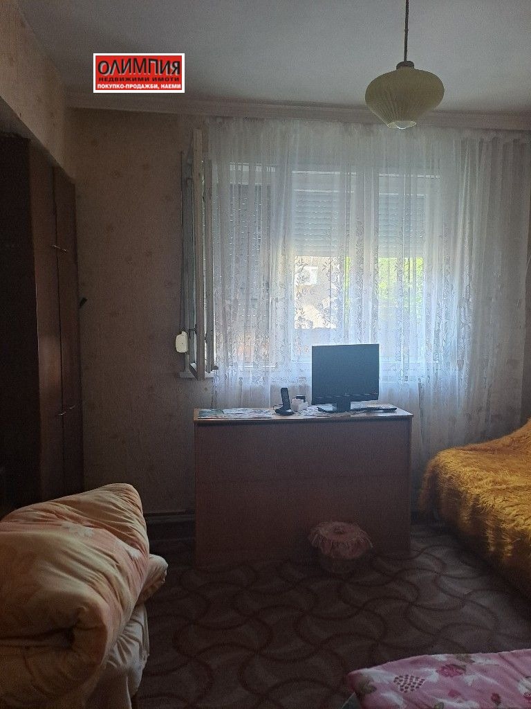 Продава  Етаж от къща град Плевен , Мара Денчева , 113 кв.м | 65513040 - изображение [7]