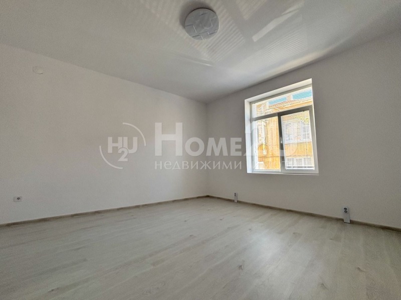 Продава ЕТАЖ ОТ КЪЩА, гр. Асеновград, област Пловдив, снимка 2 - Етаж от къща - 52411182