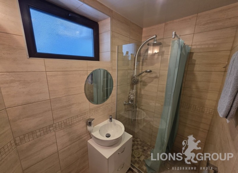 Te koop  Huis Varna , Izgrev , 261 m² | 74105200 - afbeelding [9]