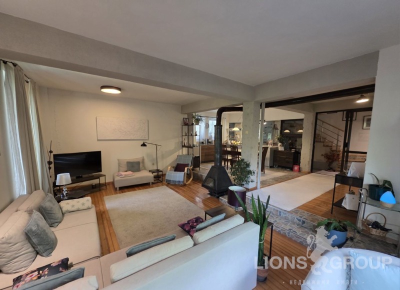 Te koop  Huis Varna , Izgrev , 261 m² | 74105200 - afbeelding [5]