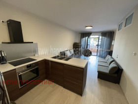 3+ chambres k.k. Slantchev bryag, région Bourgas