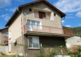Hus Svoge, region Sofia 1