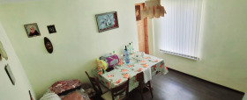 Hus Svoge, region Sofia 11