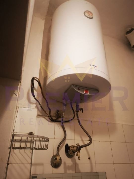 Продава 1-СТАЕН, гр. Варна, Колхозен пазар, снимка 6 - Апартаменти - 52736409