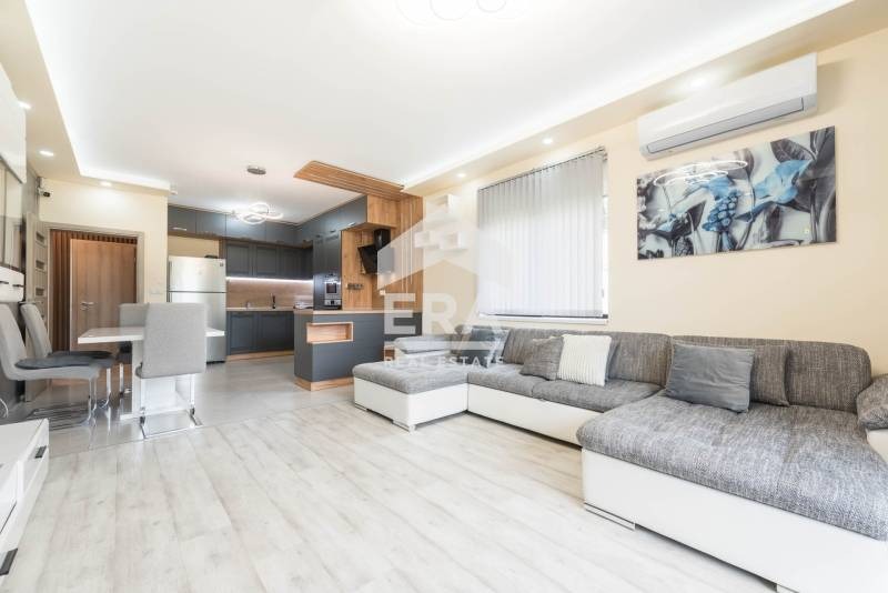 Продава 3-СТАЕН, гр. Варна, Бриз, снимка 2 - Апартаменти - 54778204