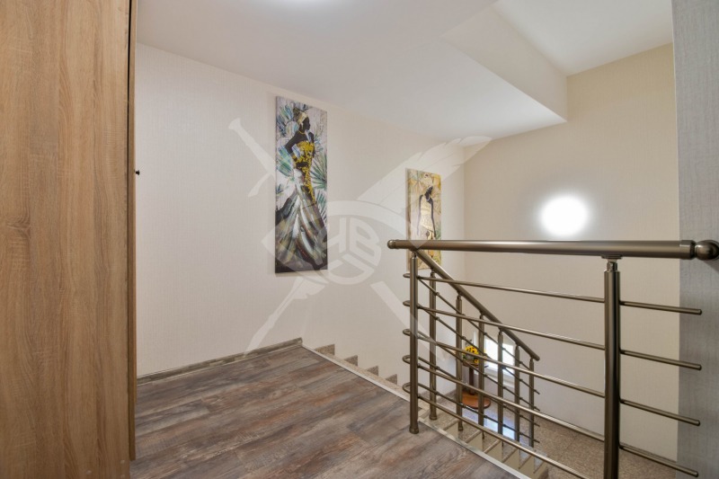 Продава МНОГОСТАЕН, гр. София, Банишора, снимка 17 - Апартаменти - 52680244