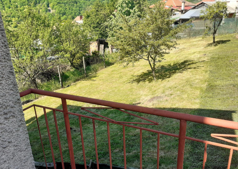 Til salgs  Hus region Sofia , Svoge , 200 kvm | 60045662 - bilde [3]