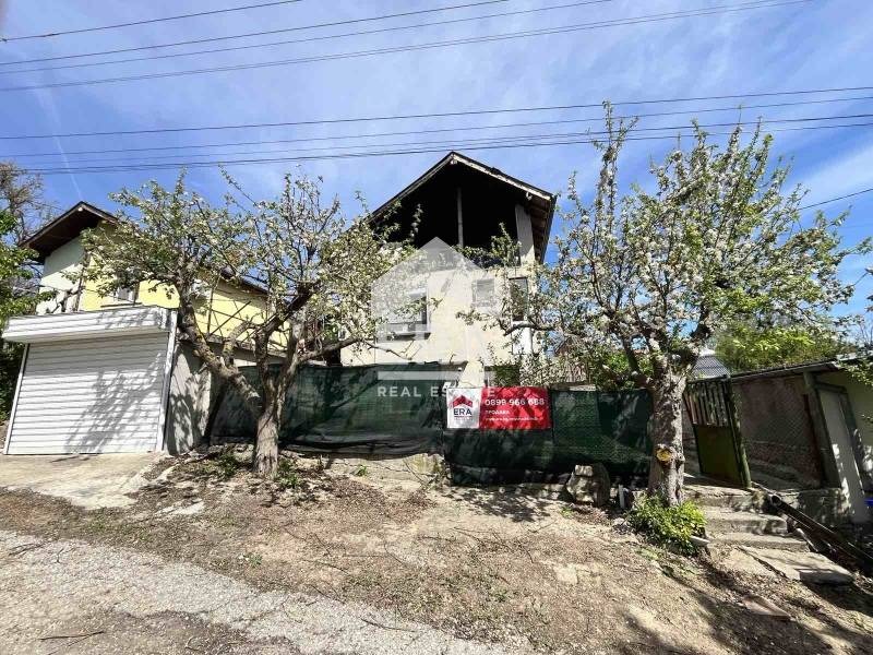 Продава КЪЩА, с. Божичен, област Русе, снимка 4 - Къщи - 54430959
