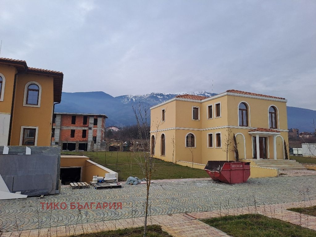 Продава КЪЩА, гр. София, Драгалевци, снимка 2 - Къщи - 53368690