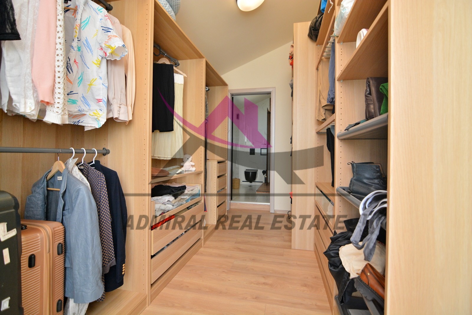 Продава КЪЩА, гр. Варна, м-т Зеленика, снимка 10 - Къщи - 55798104