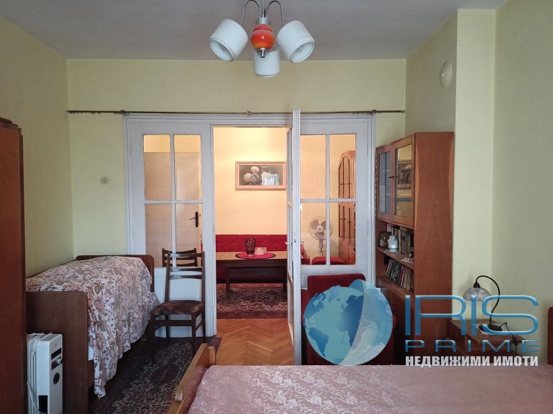 Продава 3-СТАЕН в град Шумен, Център - 79 кв.м / 184 065.08 € » 360 000 лв., ИРИС ПРАЙМ ЕООД