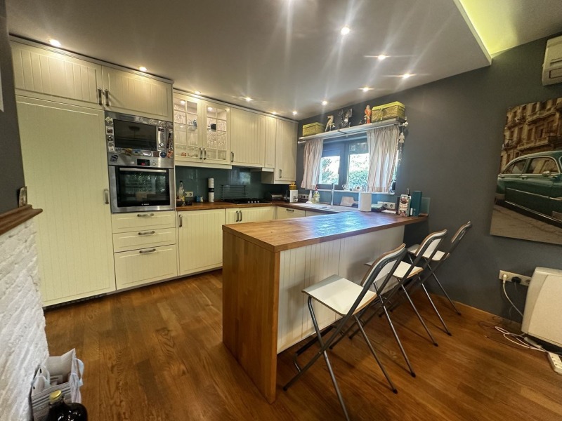 For Sale  2 bedroom Sofia , Dragalevtsi , 130 sq.m | 40871410