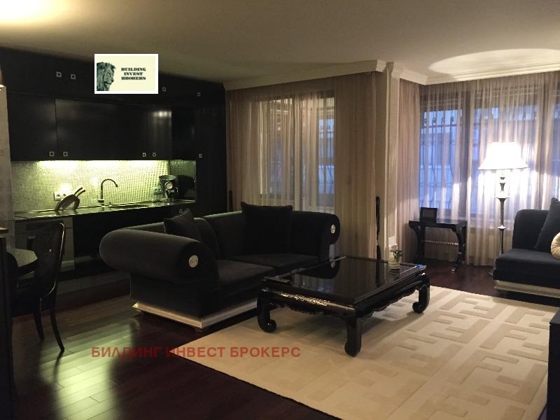 Продава 3-СТАЕН, гр. София, Бъкстон