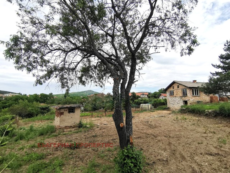 Продава КЪЩА, с. Сладък кладенец, област Стара Загора, снимка 11 - Къщи - 47537668