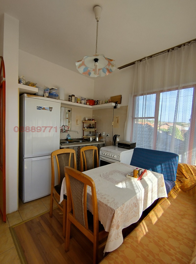 Продава КЪЩА, гр. Стрелча, област Пазарджик, снимка 2 - Къщи - 53349687