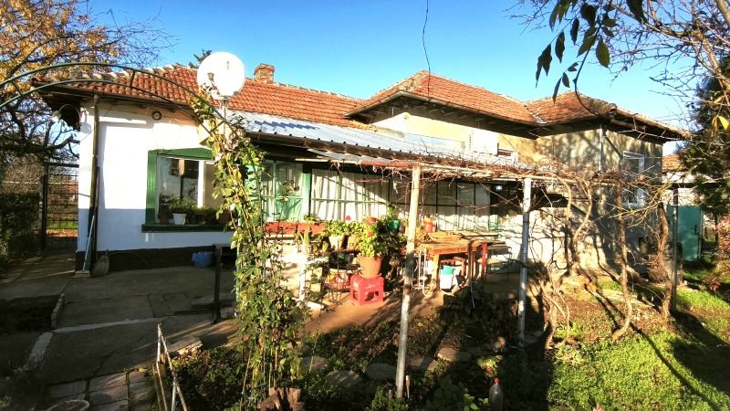 Продава КЪЩА, област Русе, с. Бабово • 40000 € / 78233.20 лв. • 47430859 1